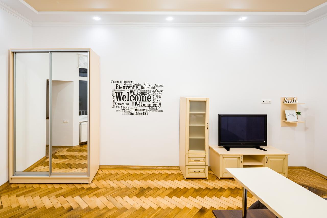 Bright And Cozy Apart With Balcony Lvov Exteriér fotografie