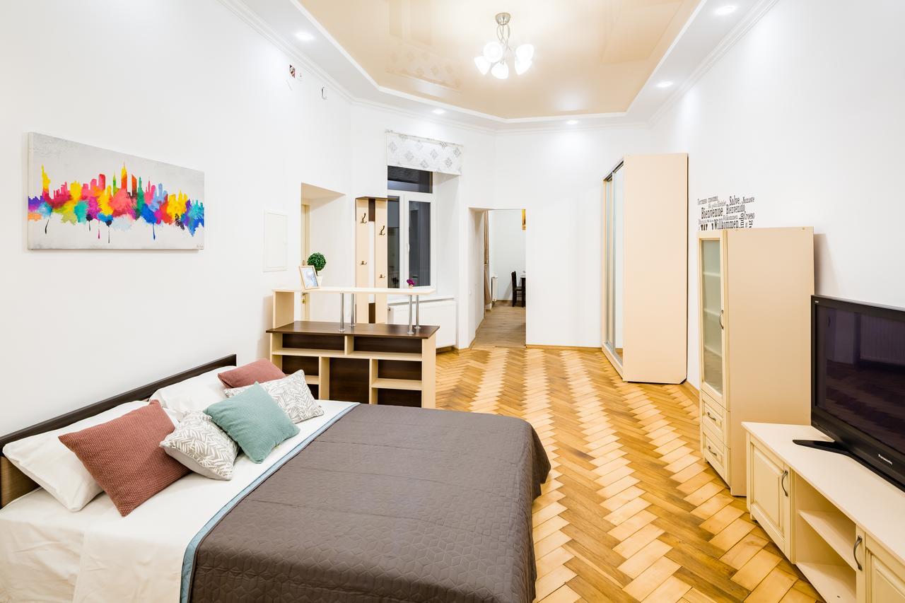 Bright And Cozy Apart With Balcony Lvov Exteriér fotografie