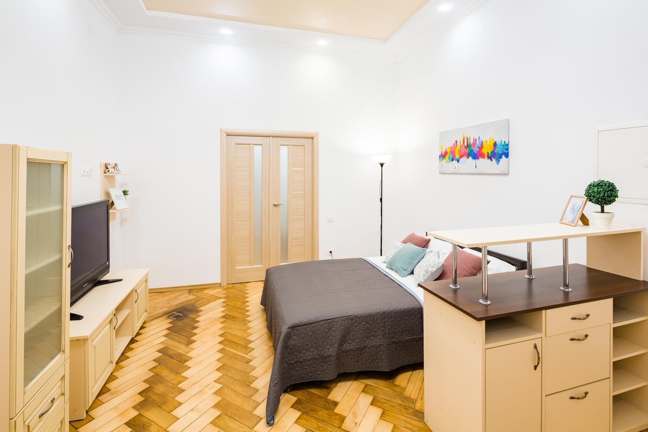 Bright And Cozy Apart With Balcony Lvov Exteriér fotografie